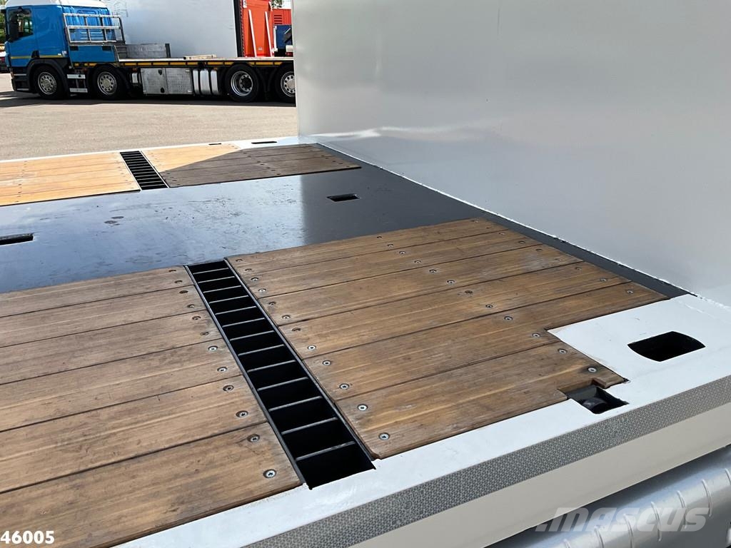Volvo FH 500 Euro 6 8x2 HMF 95 Tonmeter laadkraan + Fly- Kranen voor alle terreinen