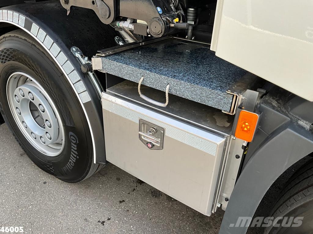 Volvo FH 500 Euro 6 8x2 HMF 95 Tonmeter laadkraan + Fly- Kranen voor alle terreinen