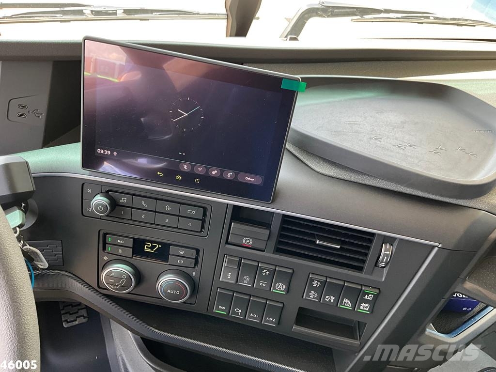 Volvo FH 500 Euro 6 8x2 HMF 95 Tonmeter laadkraan + Fly- Kranen voor alle terreinen