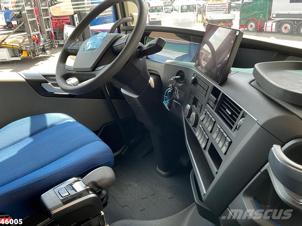Volvo FH 500 Euro 6 8x2 HMF 95 Tonmeter laadkraan + Fly- Kranen voor alle terreinen
