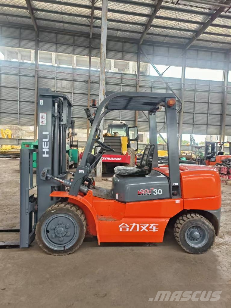Heli CPC 30 Diesel heftrucks