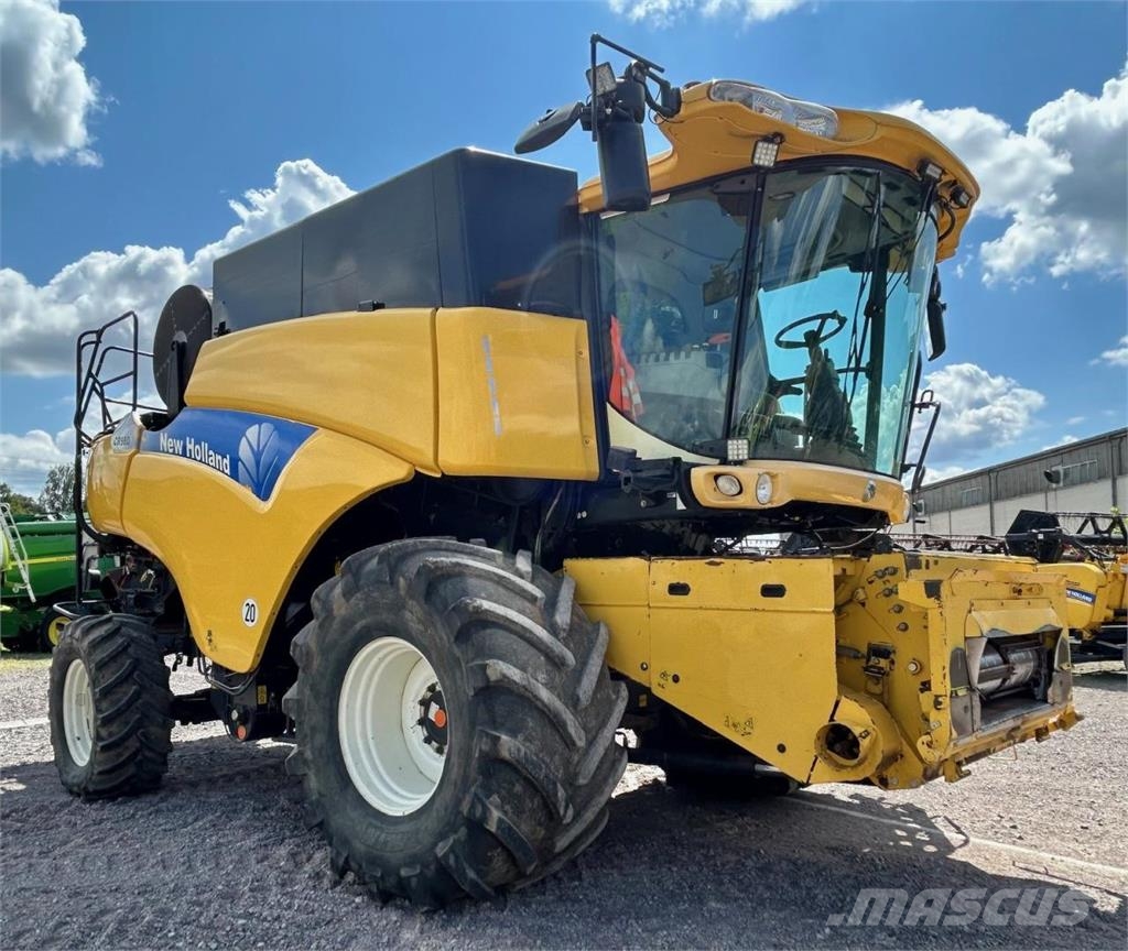 New Holland CR 980 Kombájnok