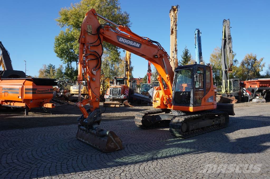 Doosan DX 140 LC-3 Raupenbagger