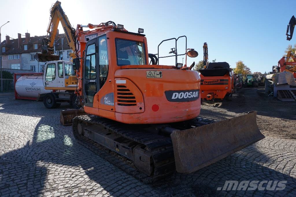 Doosan DX 140 LC-3 Raupenbagger