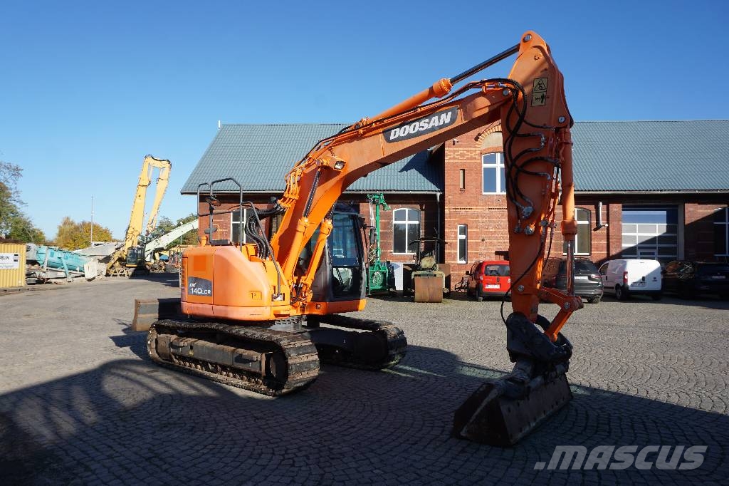 Doosan DX 140 LC-3 Raupenbagger