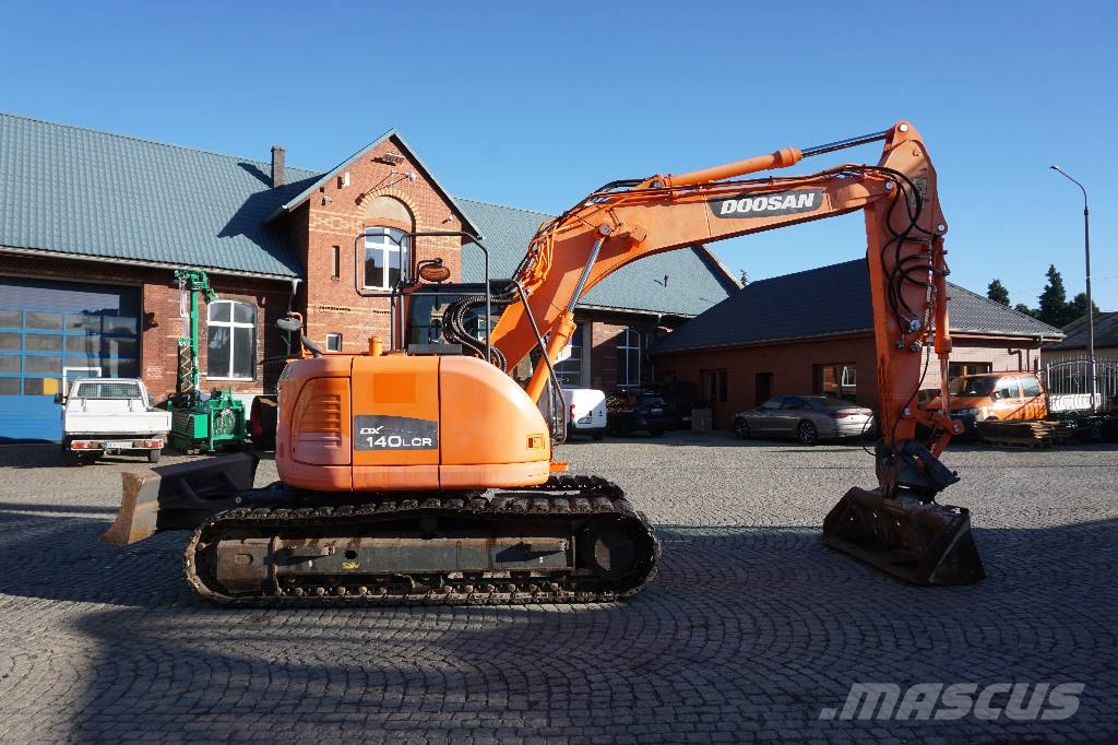 Doosan DX 140 LC-3 Raupenbagger