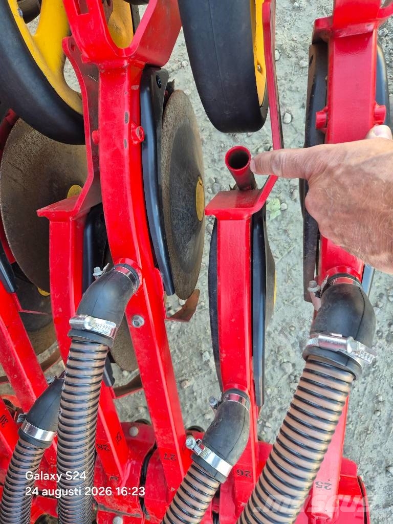 Väderstad Spirit ST 900 C FIX + BioDrill 360 Perforadoras combinadas
