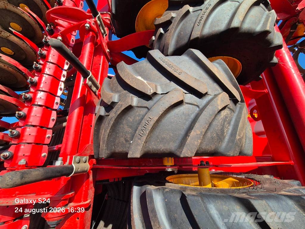 Väderstad Spirit ST 900 C FIX + BioDrill 360 Perforadoras combinadas