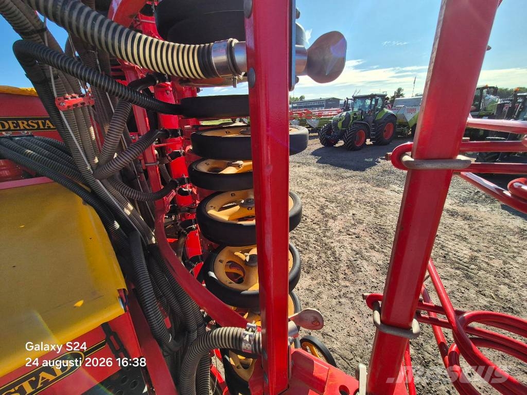 Väderstad Spirit ST 900 C FIX + BioDrill 360 Perforadoras combinadas