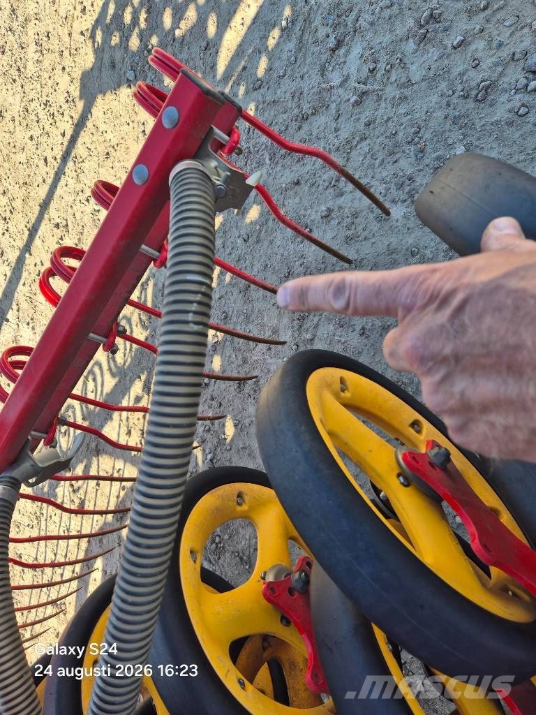 Väderstad Spirit ST 900 C FIX + BioDrill 360 Perforadoras combinadas