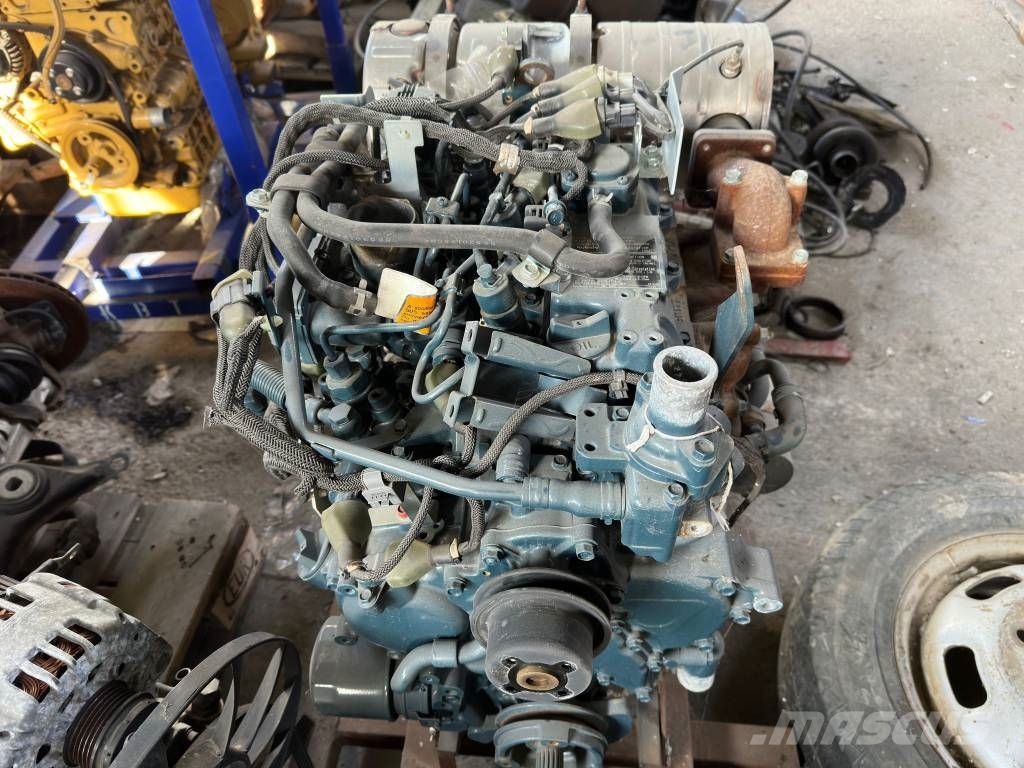 Kubota D1803-CR-EF04 ENGINE محركات