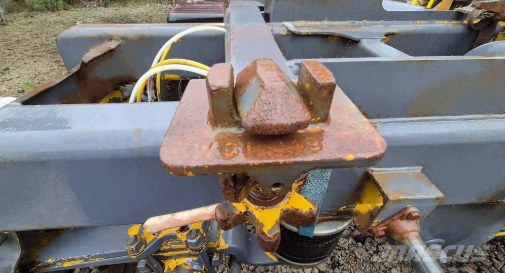 Sandvik QJ340/QJ341 WÓZEK DO TRANSPORTU EXTEC C12 ,PEGSON Trupintuvai