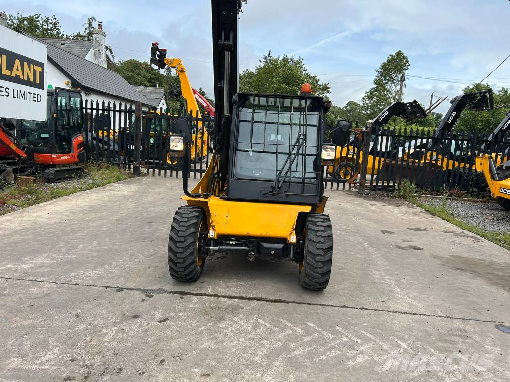 JCB 520-40 مناولات متداخلة