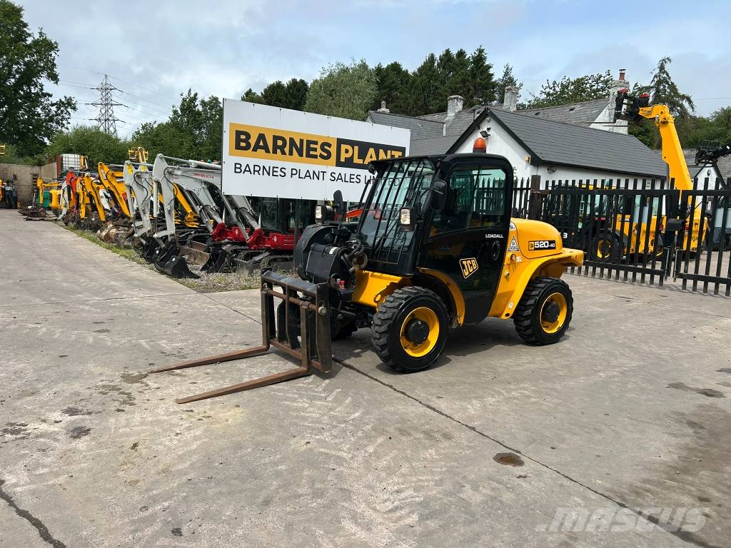 JCB 520-40 مناولات متداخلة