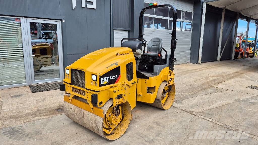 CAT CB 2.7 - 2019 YEAR - 575 HOURS Dvojni valjarji