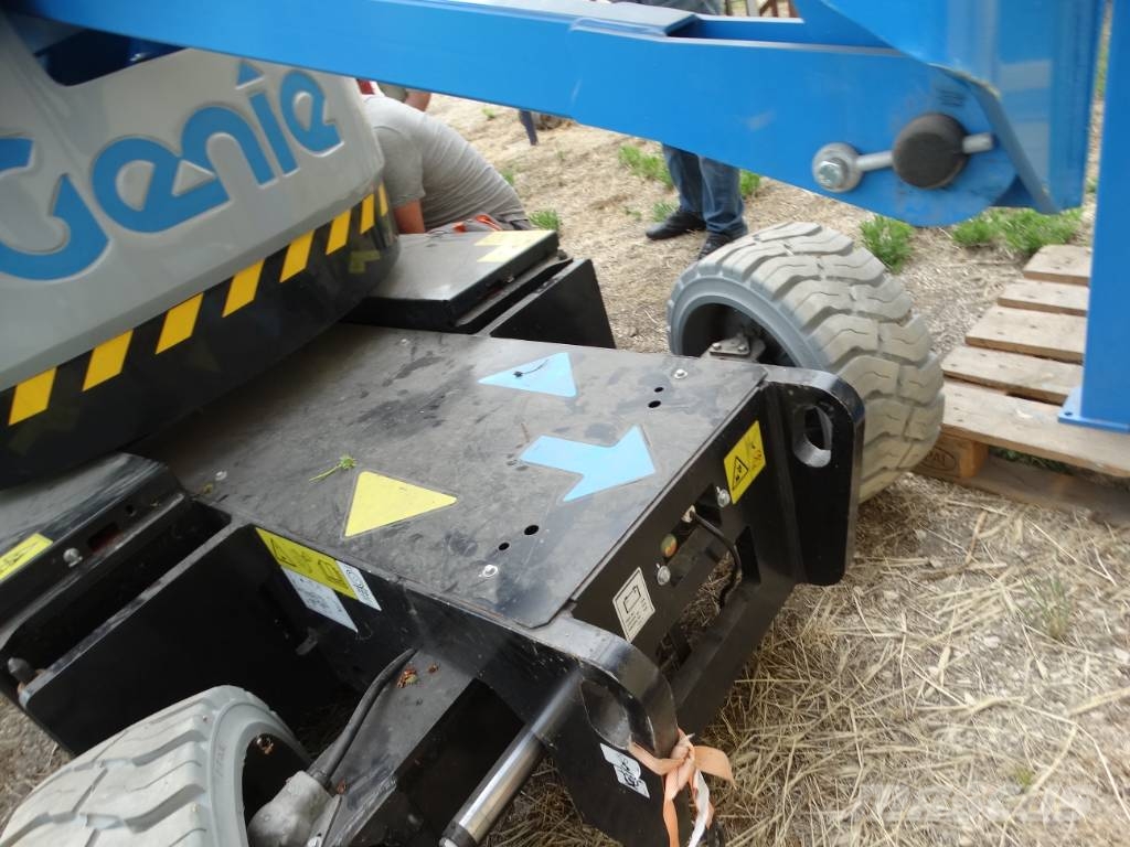 Genie Z 33/18 Knikarmhoogwerkers