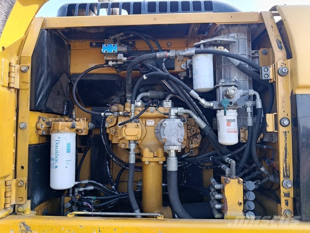 CAT 329 D Bagri goseničarji