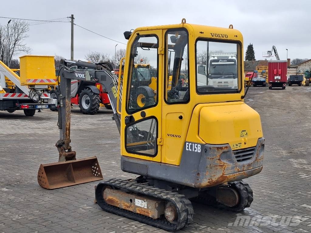 Volvo EC 15 B حفارات صغيرة أقل من 7 طن (حفارات صغيرة)