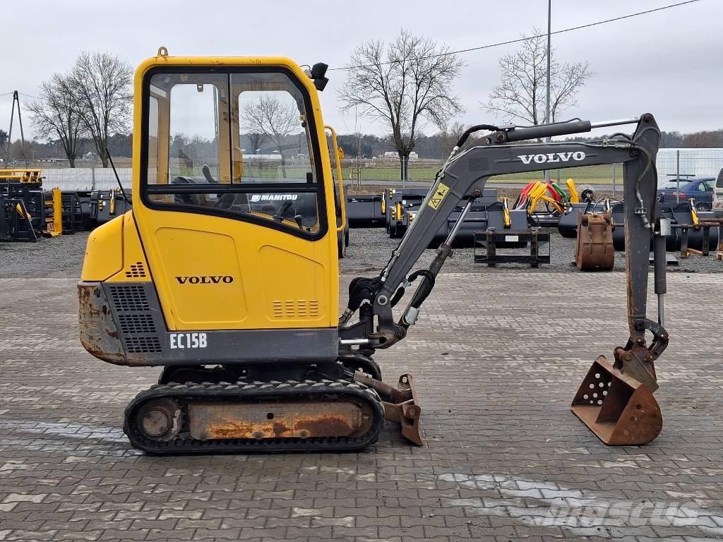 Volvo EC 15 B حفارات صغيرة أقل من 7 طن (حفارات صغيرة)