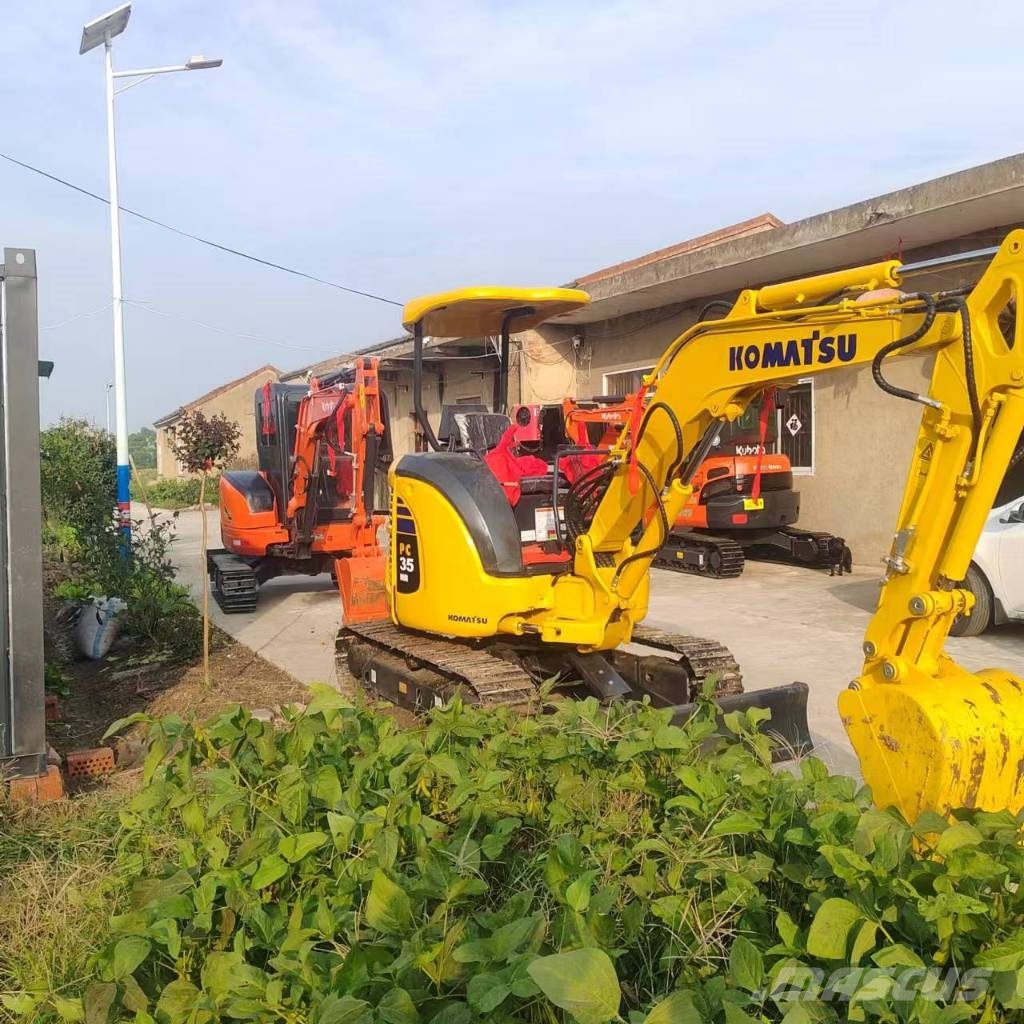 Komatsu PC 35 MR Minikoparki