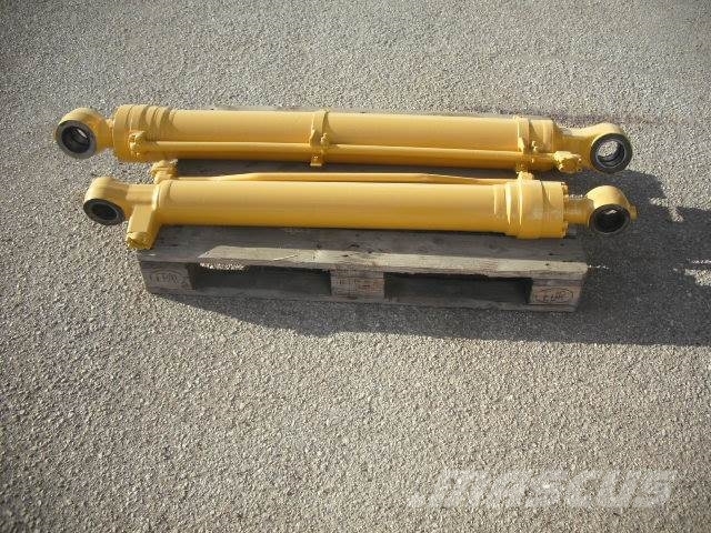 Komatsu PW180  2x cylinder hydraulic Excavadoras de ruedas