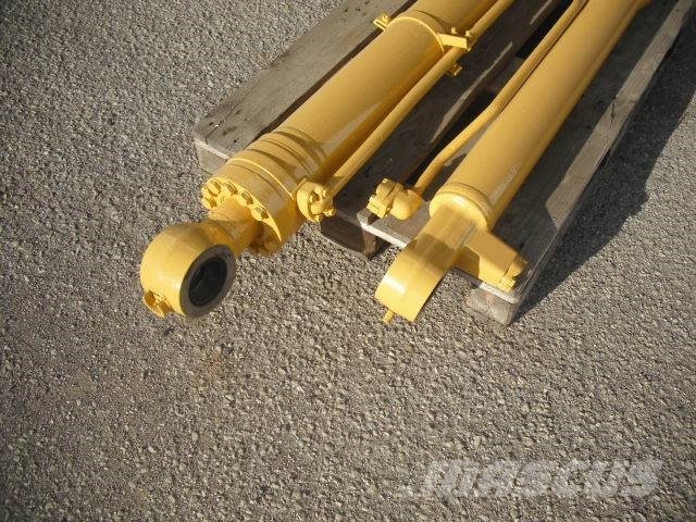 Komatsu PW180  2x cylinder hydraulic Excavadoras de ruedas