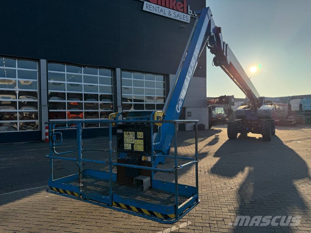 Genie SX 135 XC Telescopic boom lifts