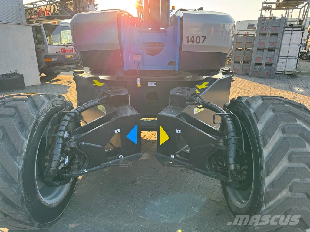 Genie SX 135 XC Telescopic boom lifts