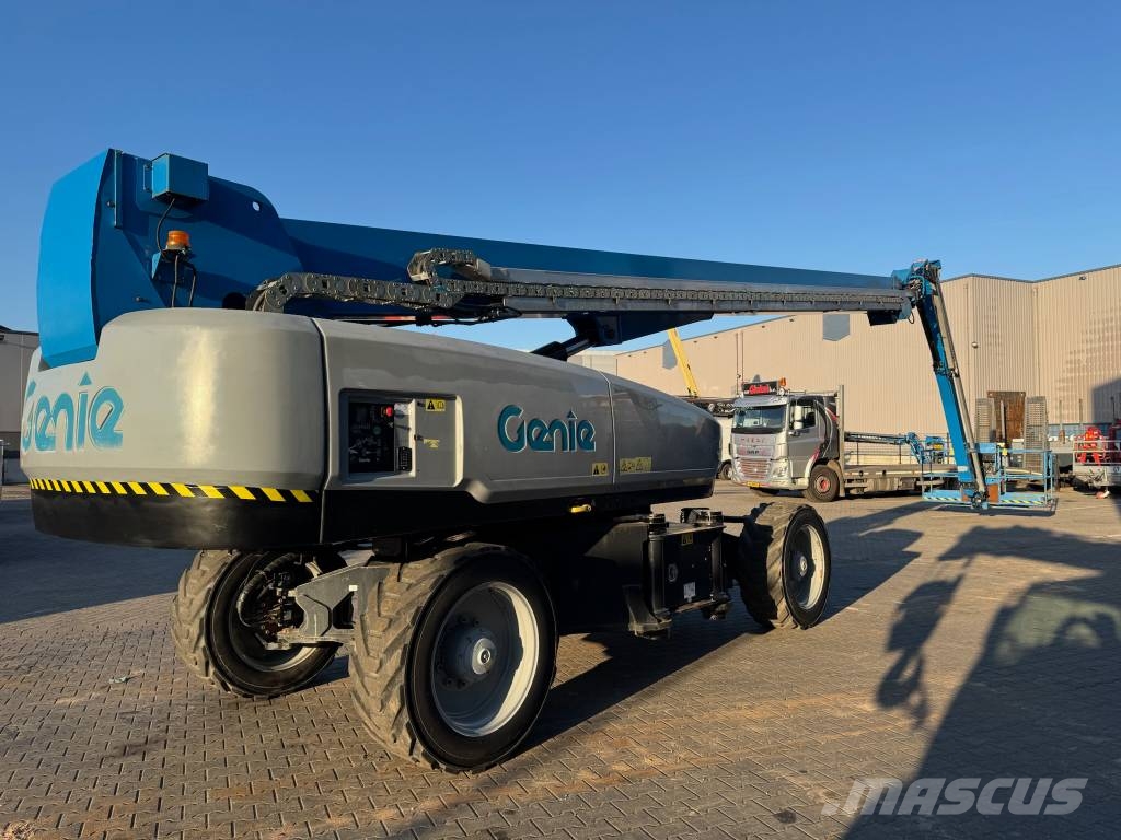 Genie SX 135 XC Telescopic boom lifts