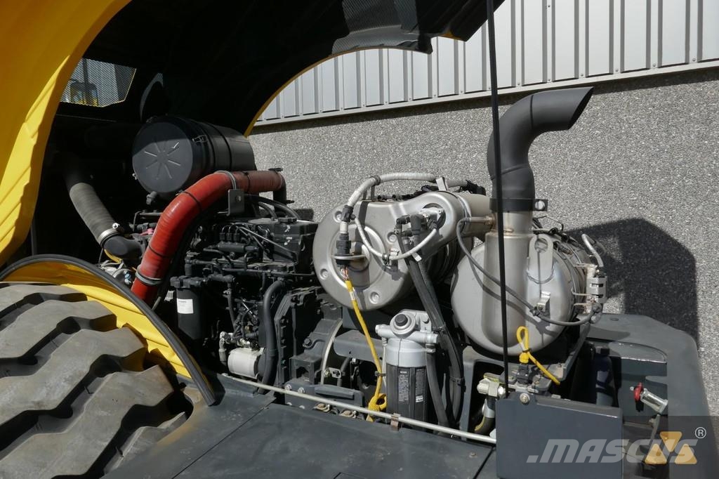 Bomag BW226-5CL مداحل أحادية الأسطوانة