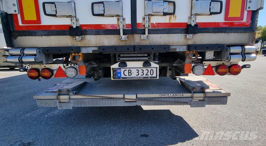 Schmitz Cargobull Trailer Reefer Flower Width & Dual Temp & Double S Koel-vries opleggers