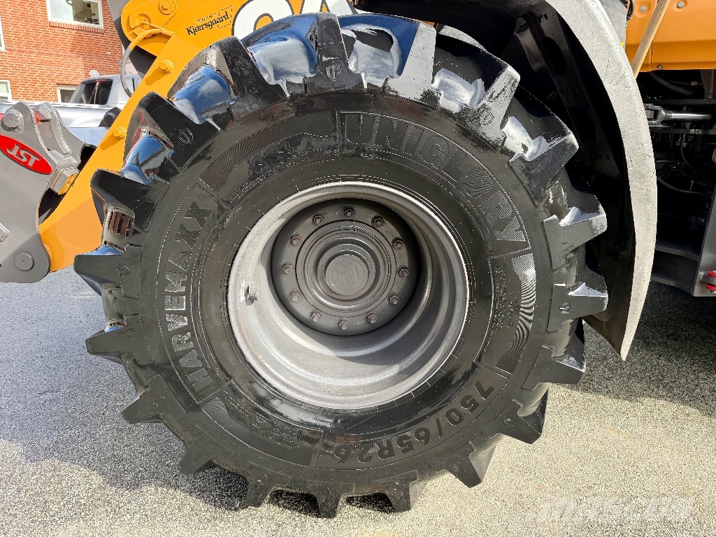 CASE 721G Z-Bar Iekrāvēji uz riteņiem