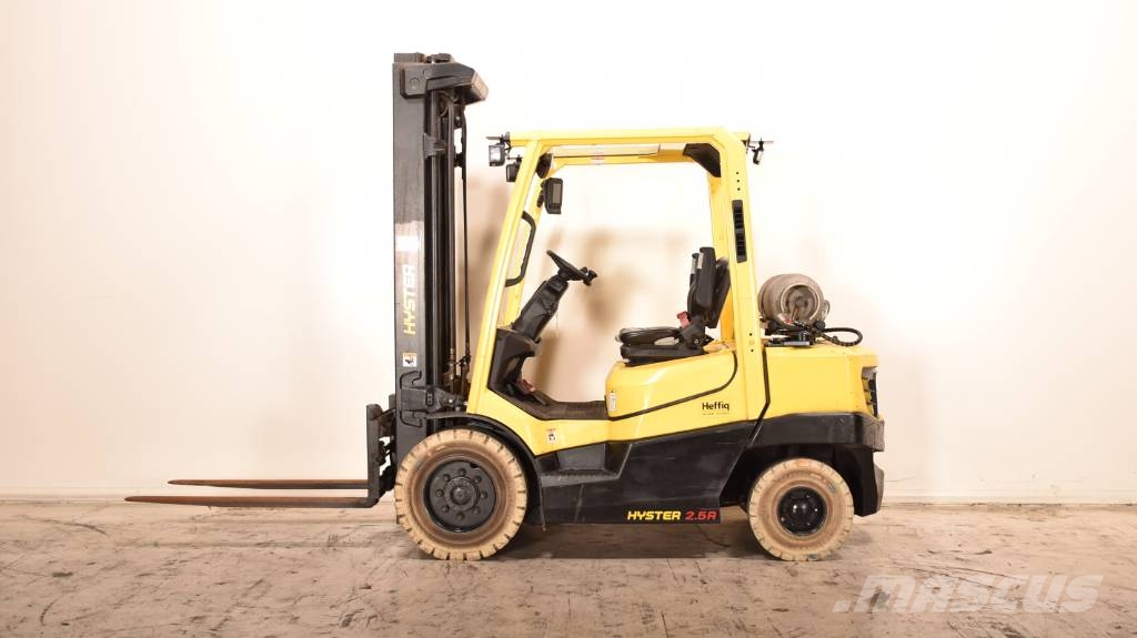 Hyster H2.5A6-L LPG forklifts