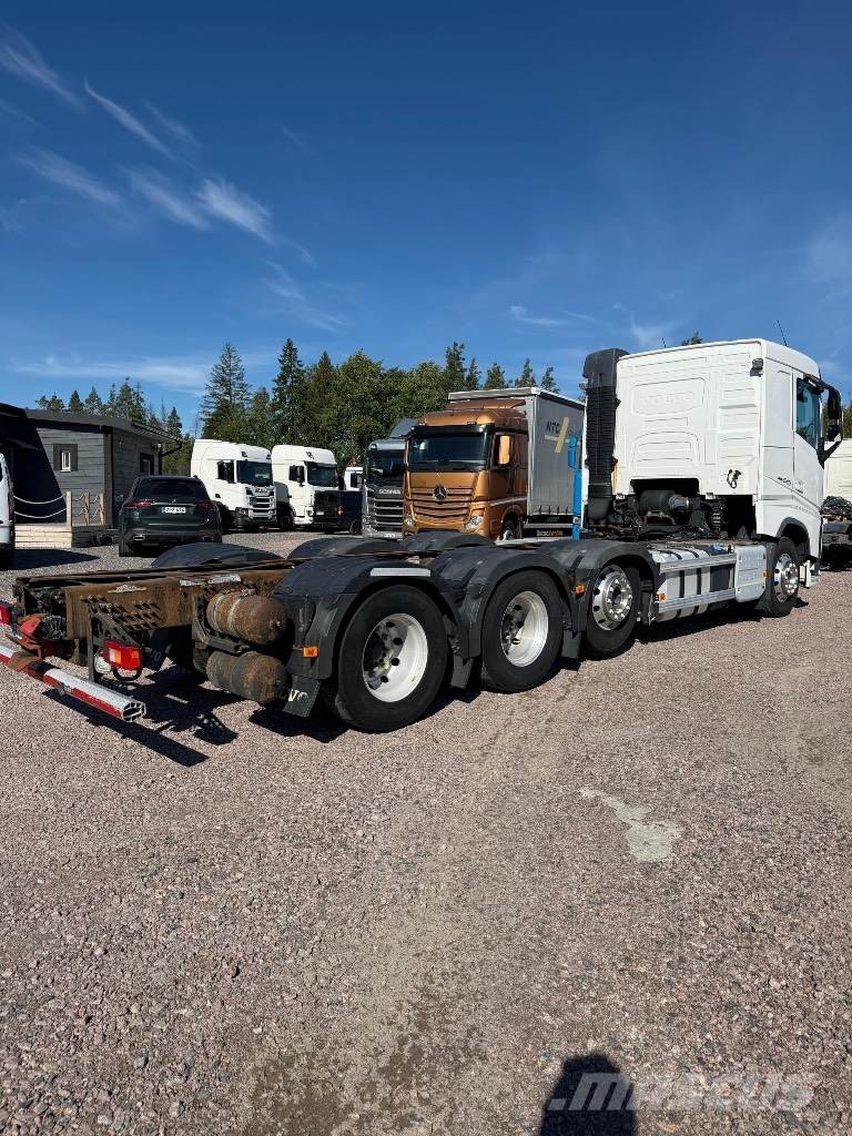 Volvo FH540 8x4/4 Chassis Cab trucks