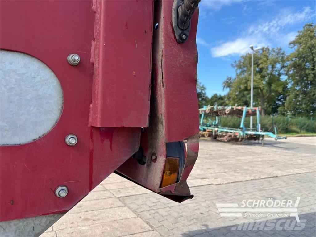 Strautmann GIGA TRAILER 4602 مقطورة حبوب