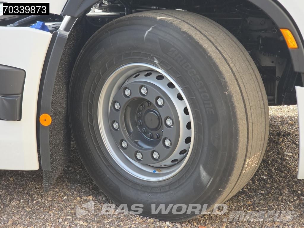 Iveco S-Way 500 4X2 NEW! FULL AIR Retarder 930L Tanks Pa Sattelzugmaschinen