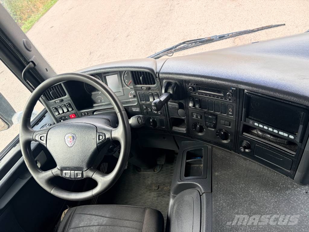 Scania P 280 Tovornjaki zabojniki