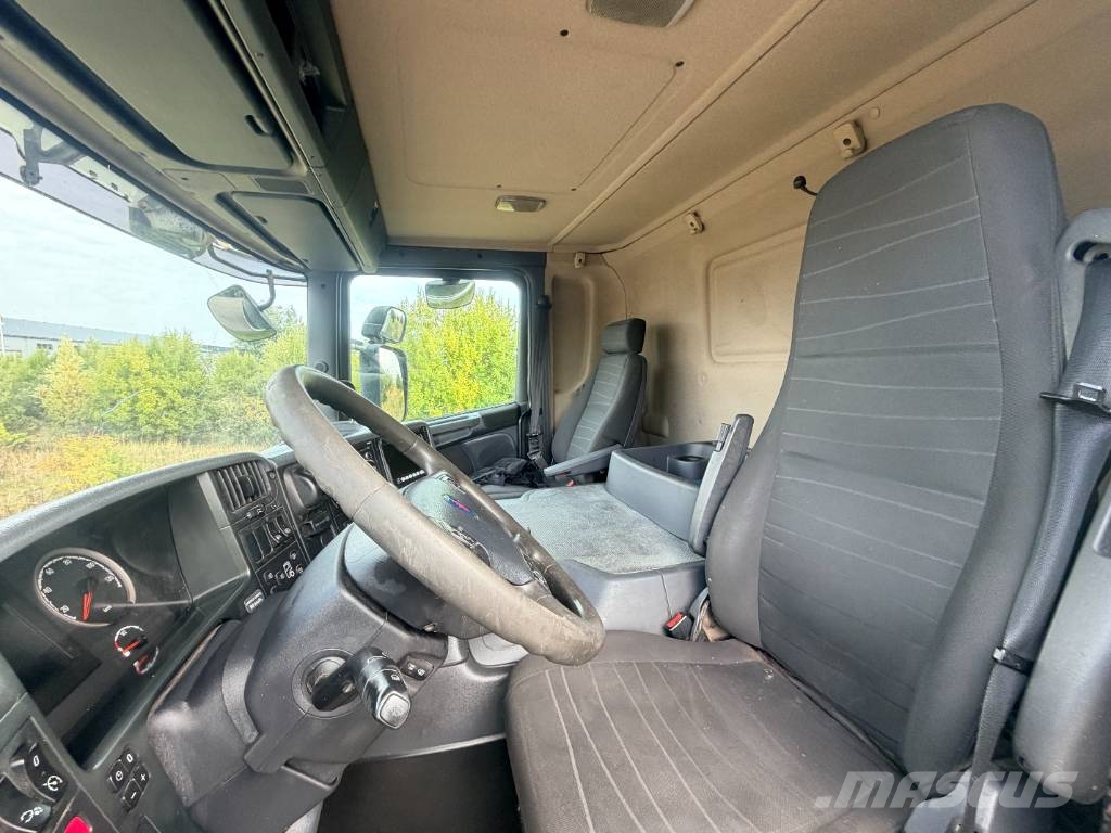 Scania P 280 Tovornjaki zabojniki