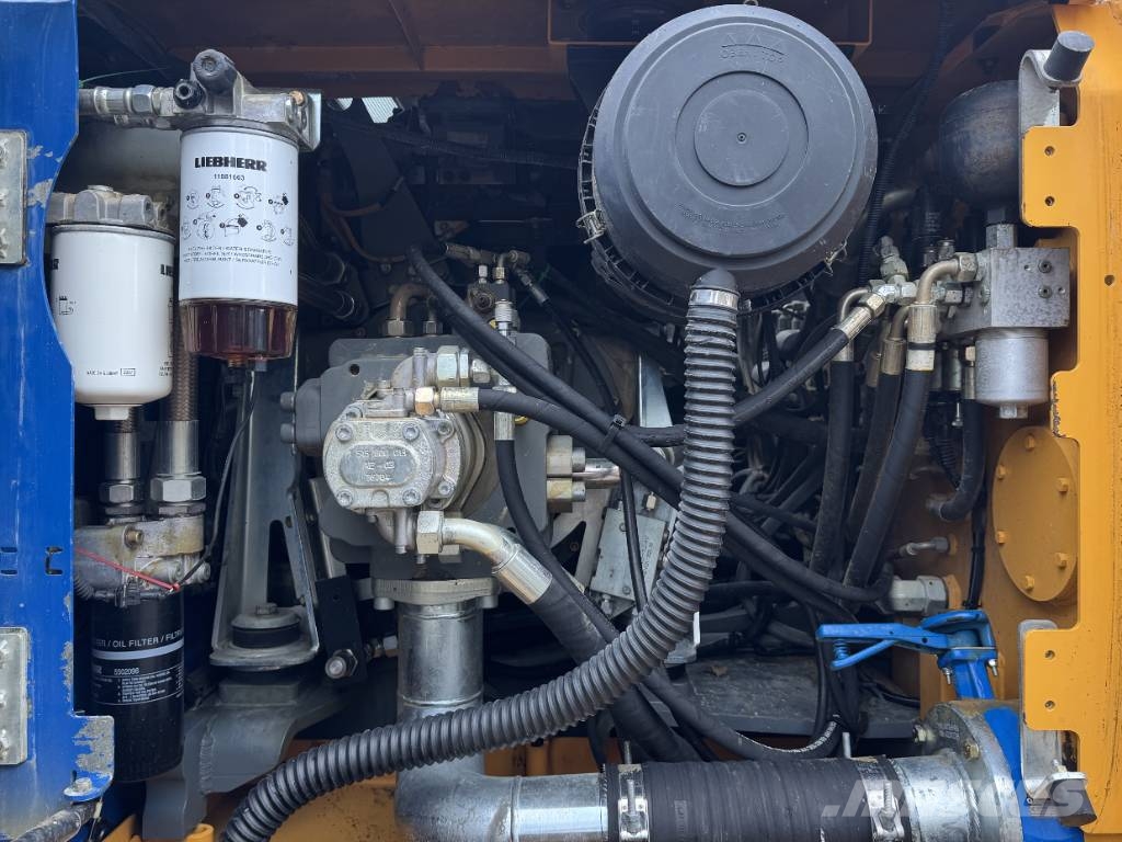 Liebherr A 920 Bagri na kolesih
