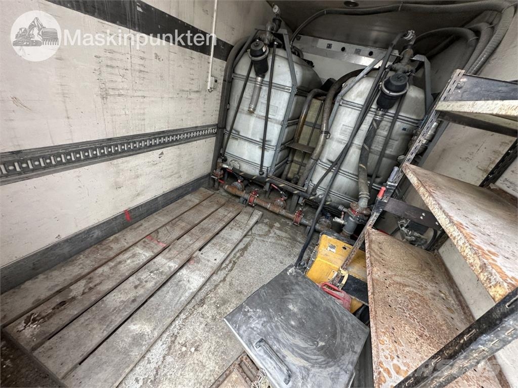 Scania R500LB6X2MNA Camiones con caja de remolque