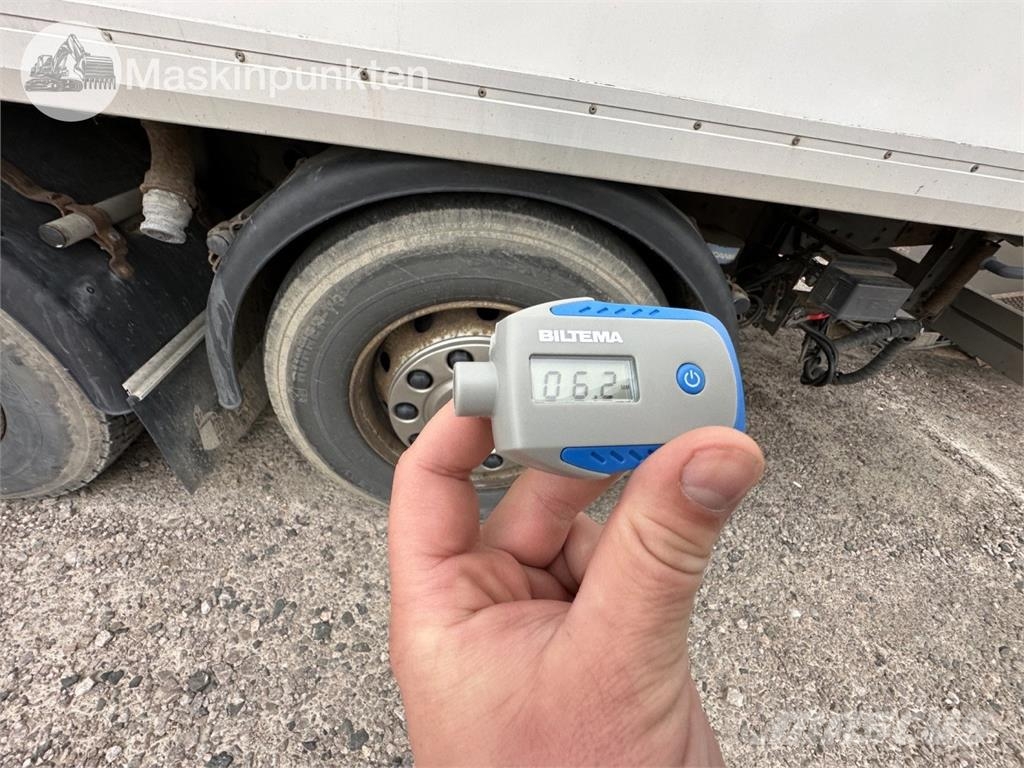 Scania R500LB6X2MNA Camiones con caja de remolque