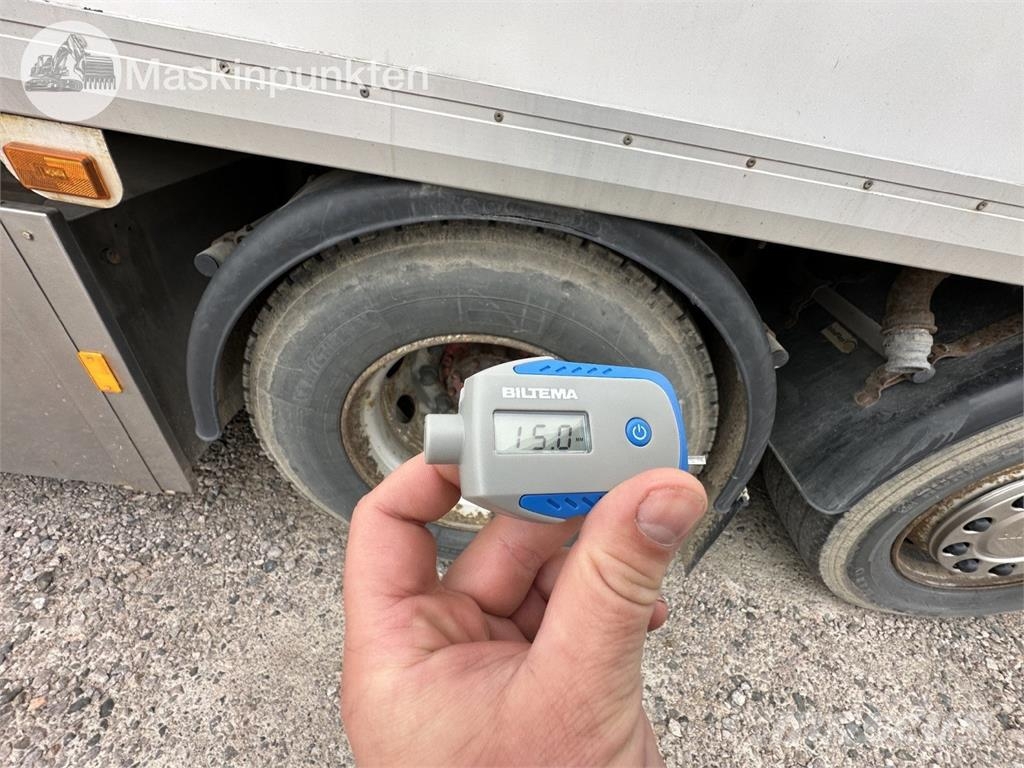 Scania R500LB6X2MNA Camiones con caja de remolque