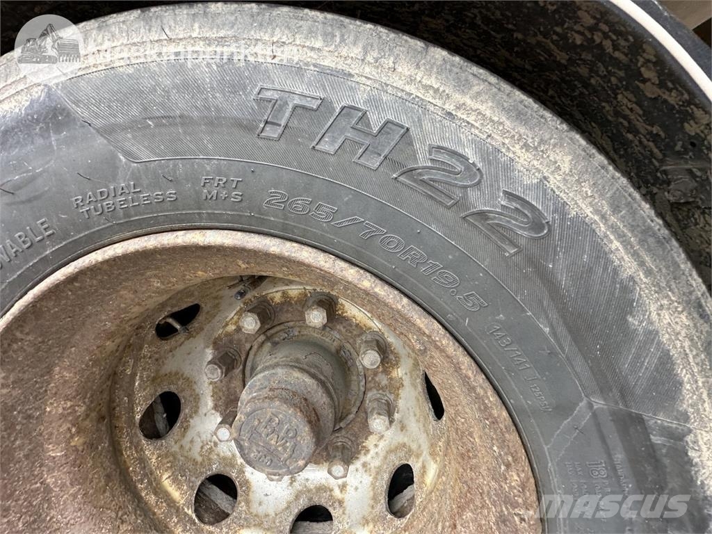 Scania R500LB6X2MNA Camiones con caja de remolque
