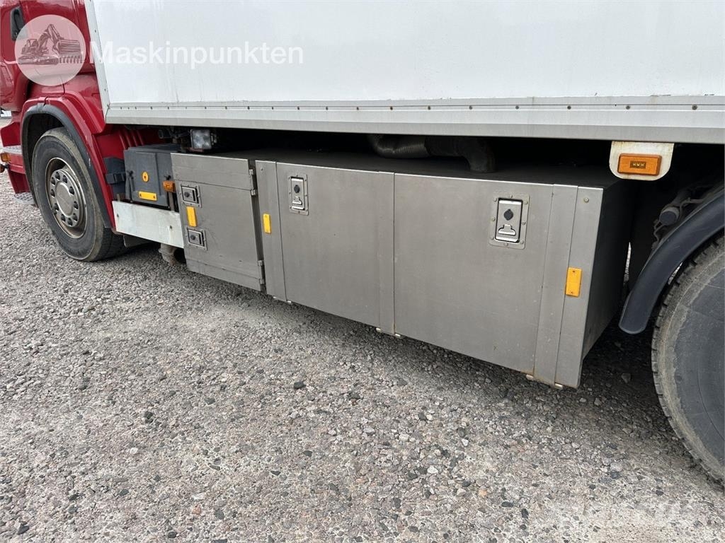Scania R500LB6X2MNA Camiones con caja de remolque