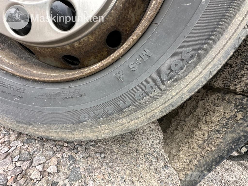 Scania R500LB6X2MNA Camiones con caja de remolque