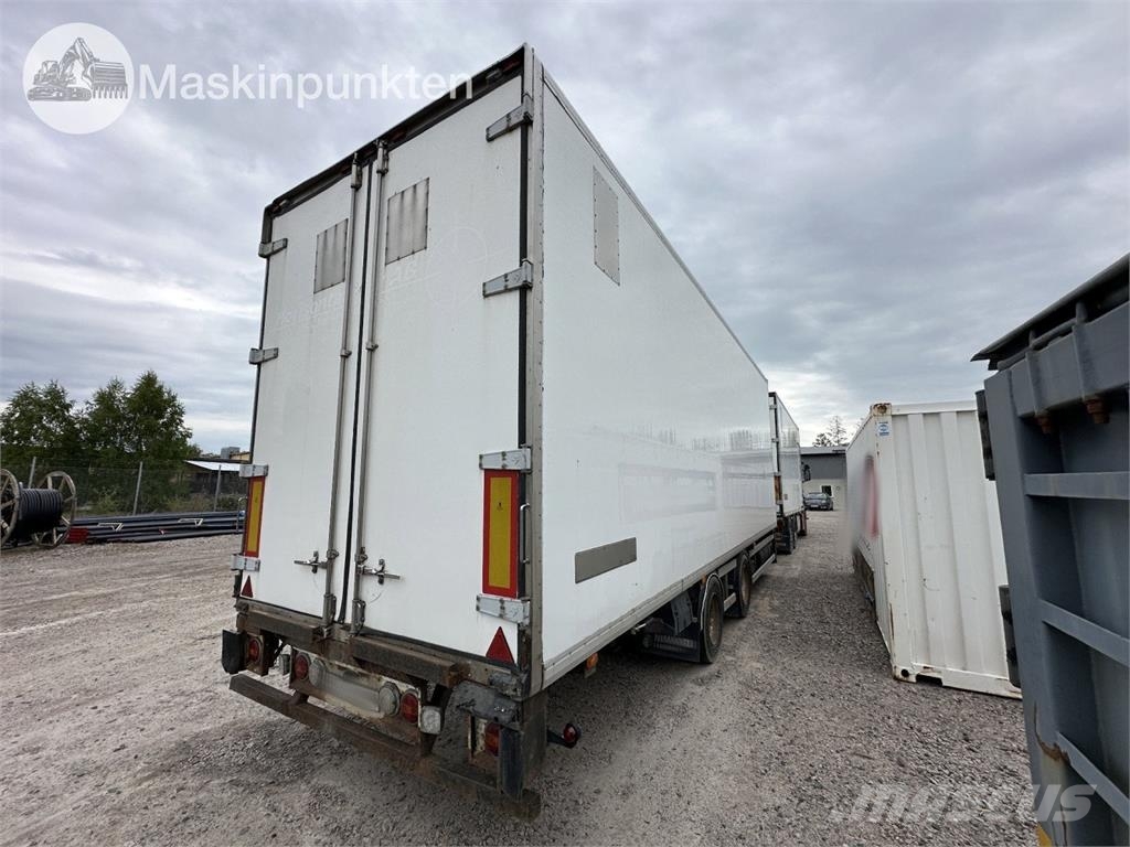 Scania R500LB6X2MNA Camiones con caja de remolque