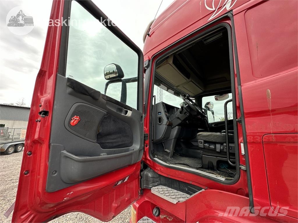 Scania R500LB6X2MNA Camiones con caja de remolque