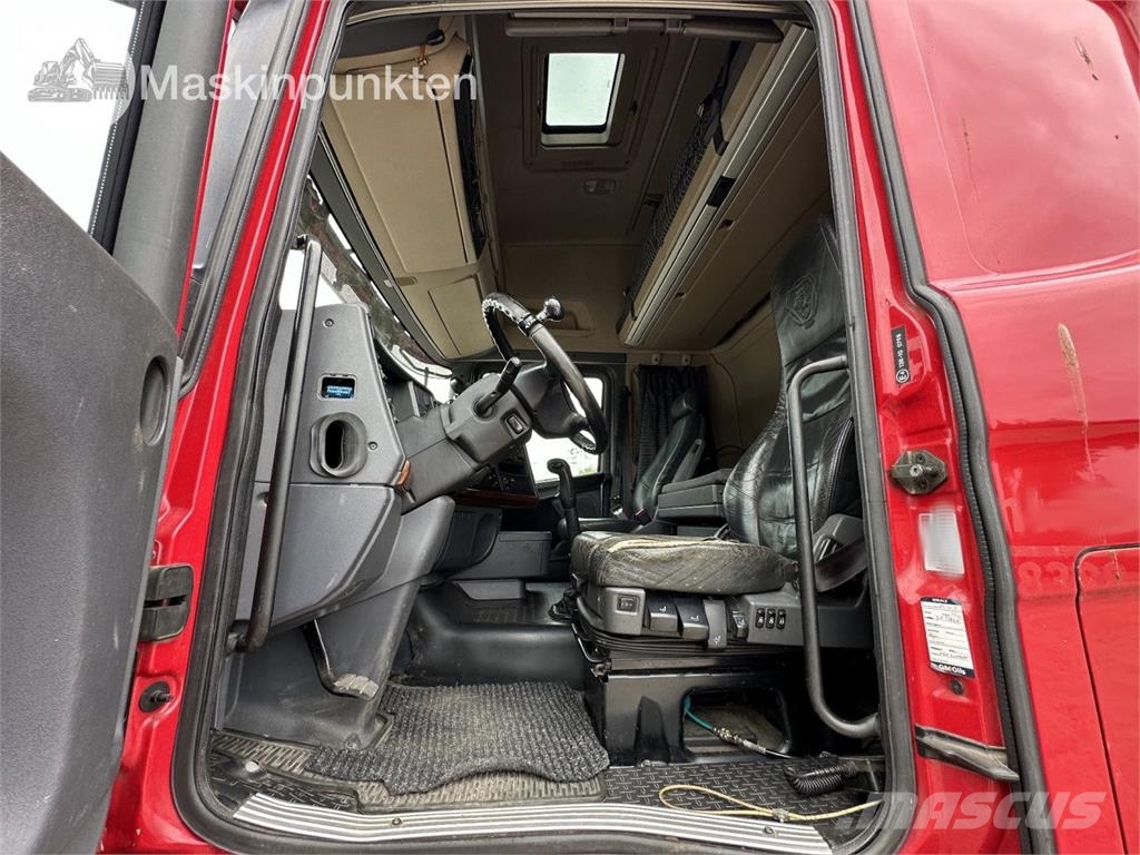 Scania R500LB6X2MNA Camiones con caja de remolque
