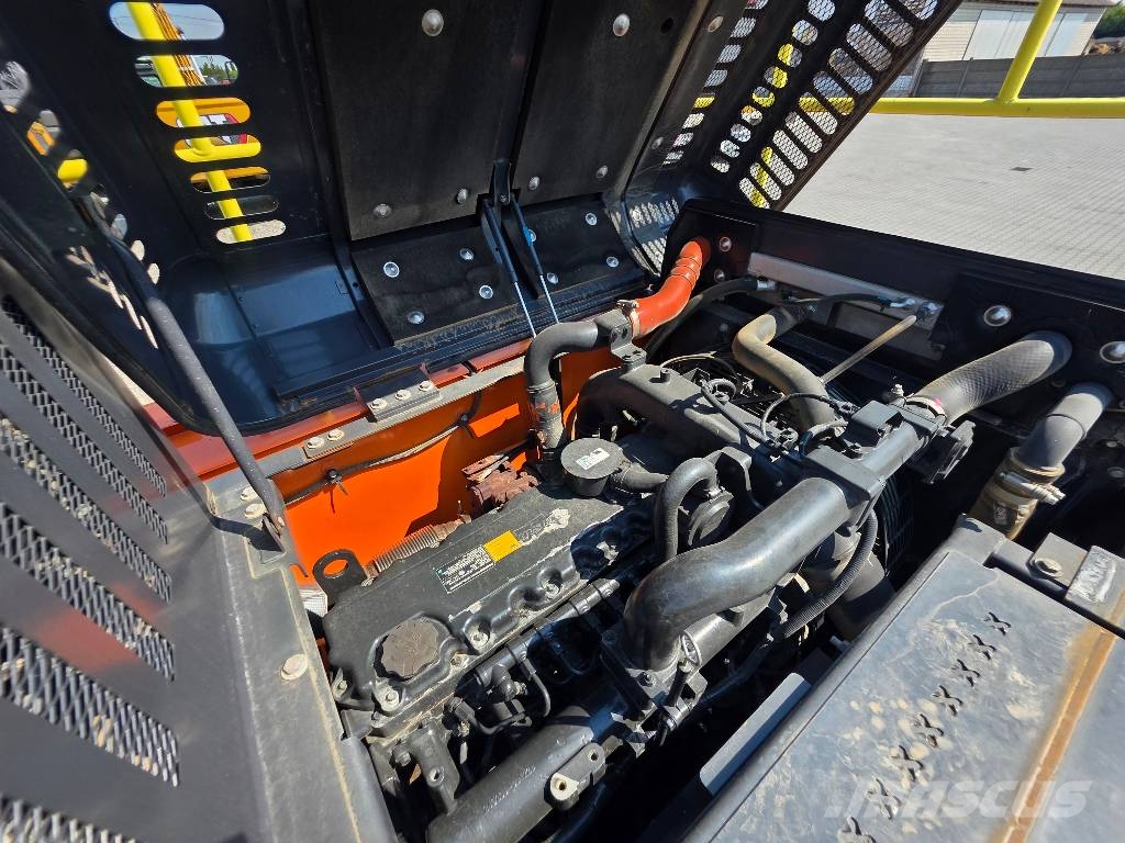 Doosan DX 225 LC-7, 2022 ROK, 2700 MTH Crawler excavators