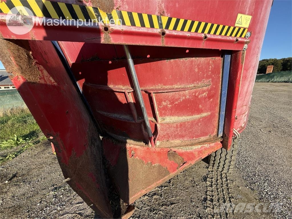 Taarup KDM 28D Voedermachines